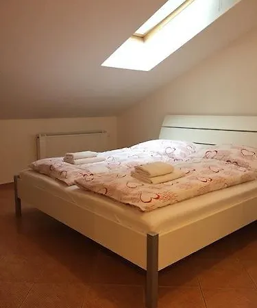 Pumpa Motel *